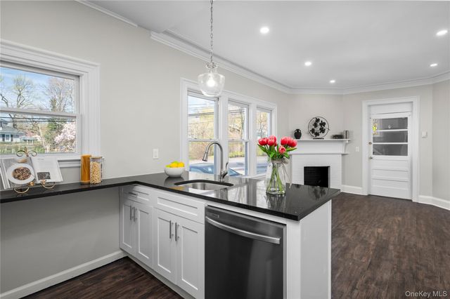 579 Broadway 1N, Hastings-on-hudson, NY 10706