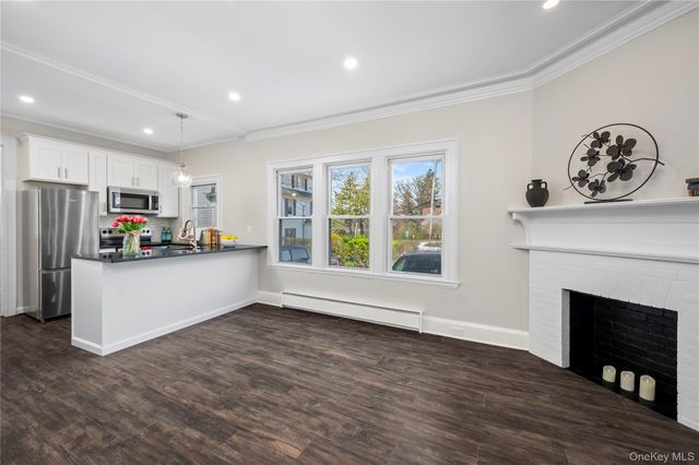 579 Broadway 1N, Hastings-on-hudson, NY 10706