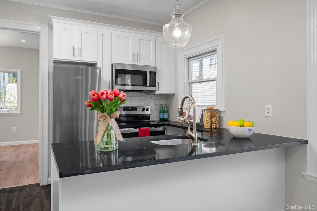 579 Broadway 1N, Hastings-on-hudson, NY 10706