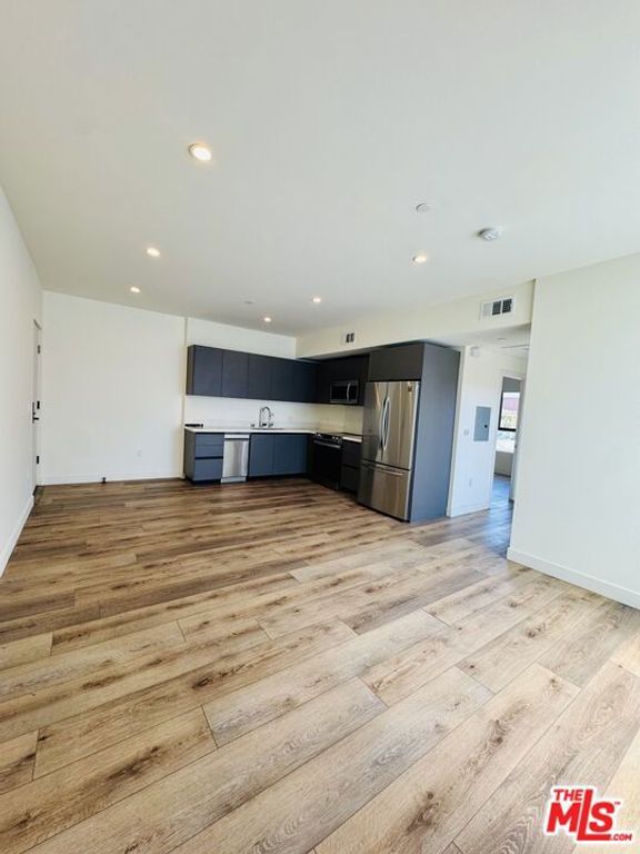 919 Harvard Boulevard 205, Los Angeles, CA 90006