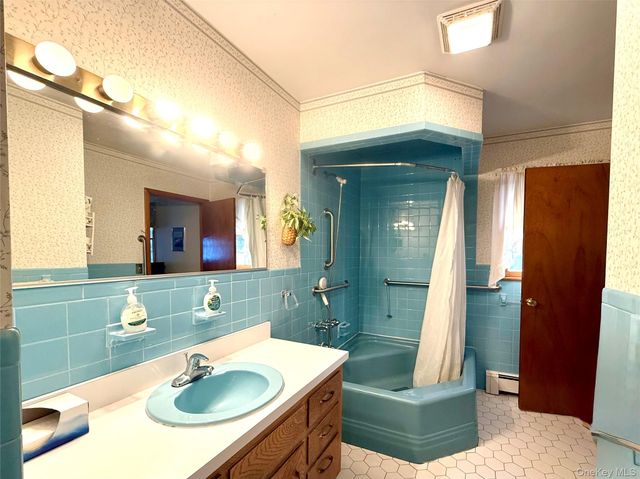 130 Grand Street, Highland, NY 12528