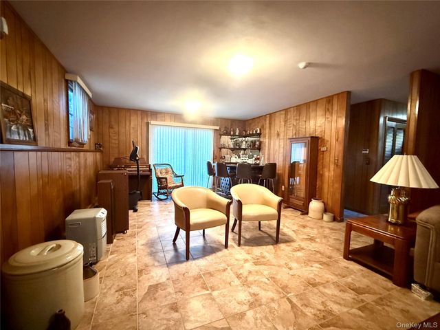 130 Grand Street, Highland, NY 12528