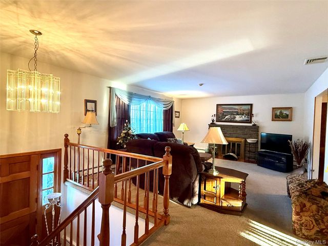 130 Grand Street, Highland, NY 12528