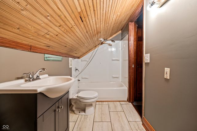 3970 Broadway Street, Indianapolis, IN 46205