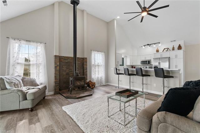 4489 Catfish RD, Virginia Beach, VA 23457