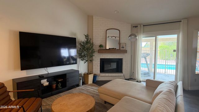 15201 N 61ST Avenue, Glendale, AZ 85306