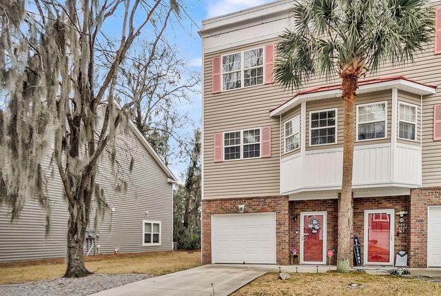 4668 Palm View Circle, North Charleston, SC 29418