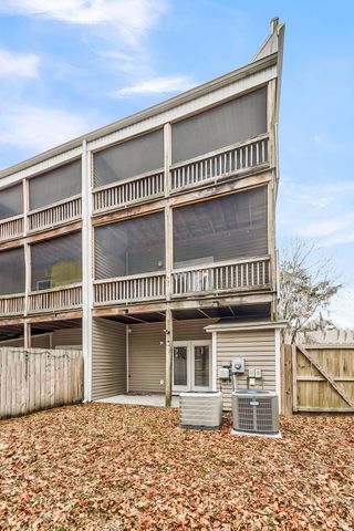 4668 Palm View Circle, North Charleston, SC 29418
