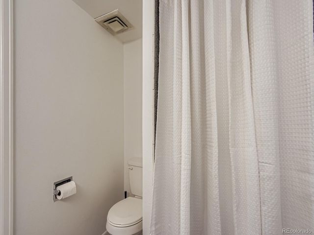 3323 S Monaco Street D, Denver, CO 80222