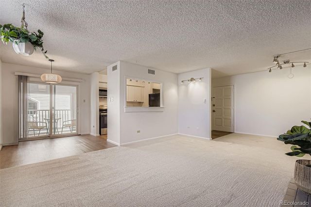 3323 S Monaco Street D, Denver, CO 80222