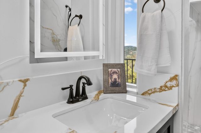 17611 Patricia Way, Grass Valley, CA 95949