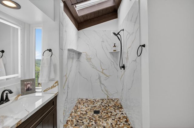 17611 Patricia Way, Grass Valley, CA 95949