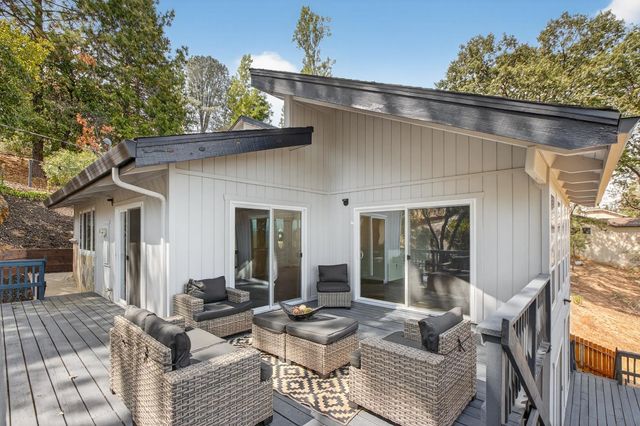 17611 Patricia Way, Grass Valley, CA 95949