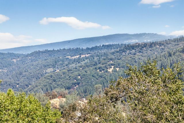 17611 Patricia Way, Grass Valley, CA 95949