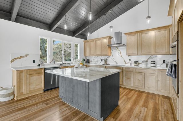 17611 Patricia Way, Grass Valley, CA 95949