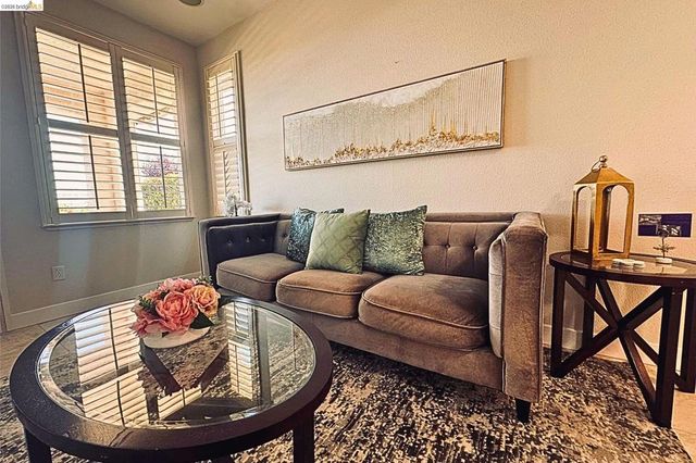 1481 Bismarck Ln, Brentwood, CA 94513