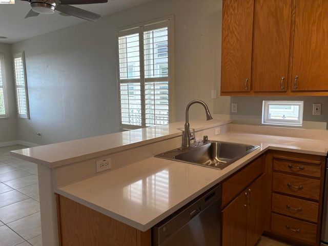 1481 Bismarck Ln, Brentwood, CA 94513