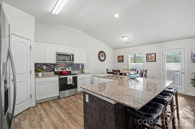 1170 Amberlight Circle, Salisbury, NC 28144
