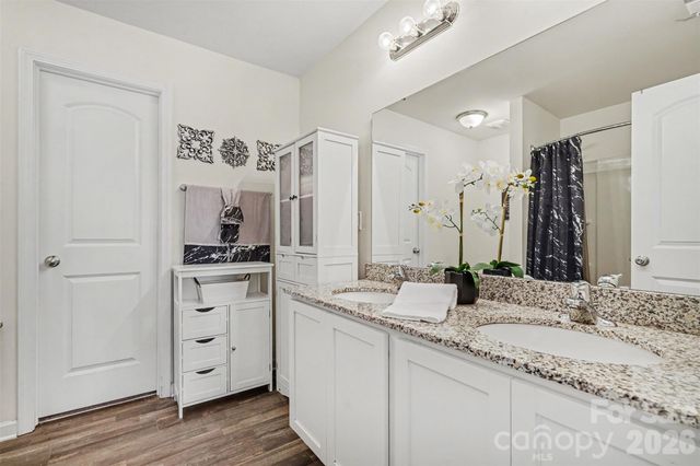 1170 Amberlight Circle, Salisbury, NC 28144