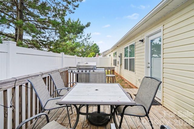 1170 Amberlight Circle, Salisbury, NC 28144