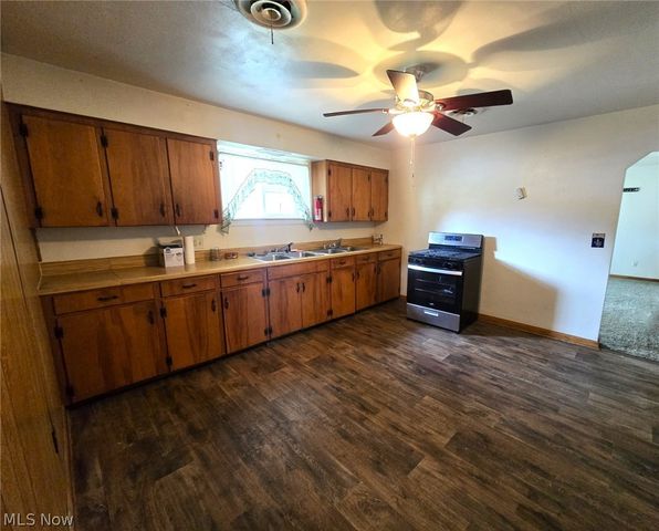 2411 Fairfax Street, Parkersburg, WV 26101