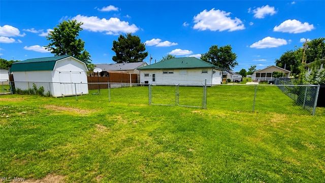 2411 Fairfax Street, Parkersburg, WV 26101