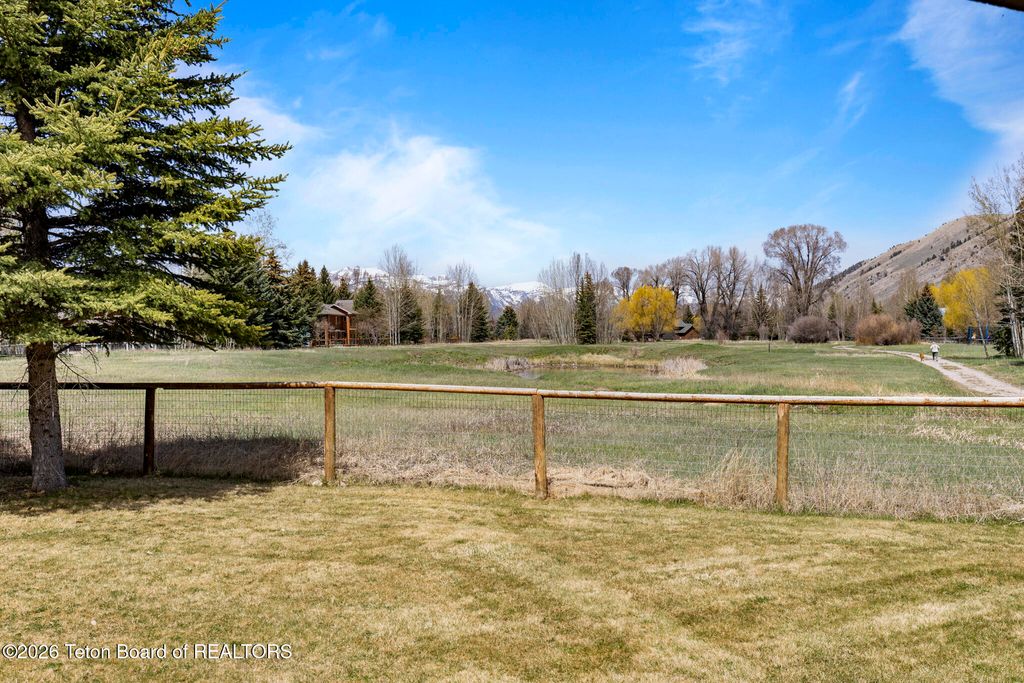 4085 BALSAM Lane, Jackson, WY 83001 photo 22
