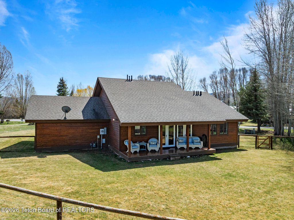 4085 BALSAM Lane, Jackson, WY 83001 photo 24