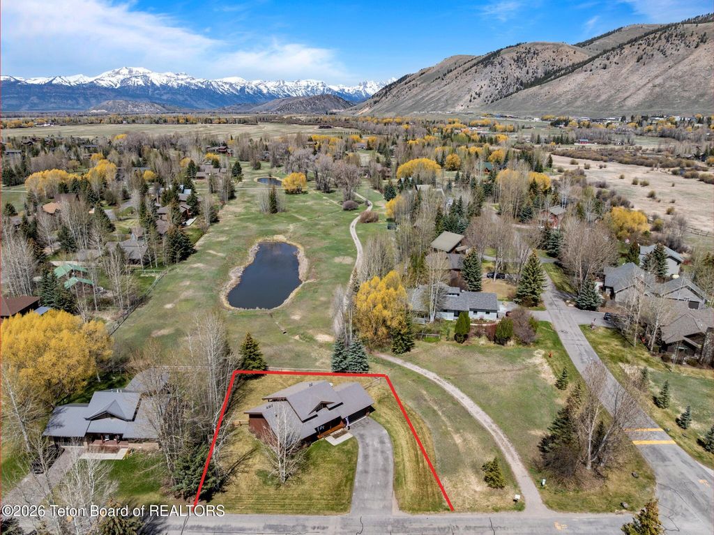 4085 BALSAM Lane, Jackson, WY 83001 photo 4