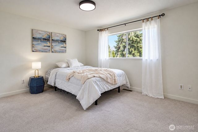 32434 49th Avenue SW, Federal Way, WA 98023