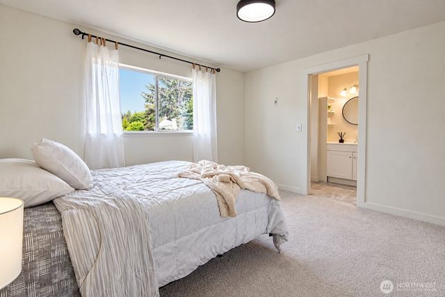 32434 49th Avenue SW, Federal Way, WA 98023