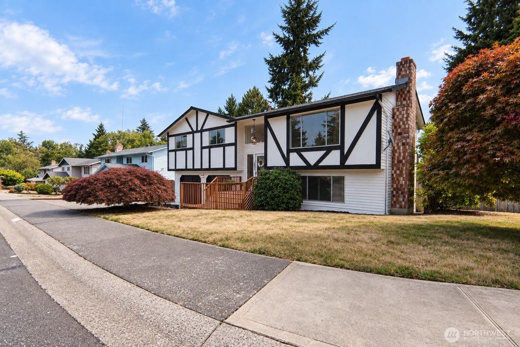 32434 49th Avenue SW, Federal Way, WA 98023