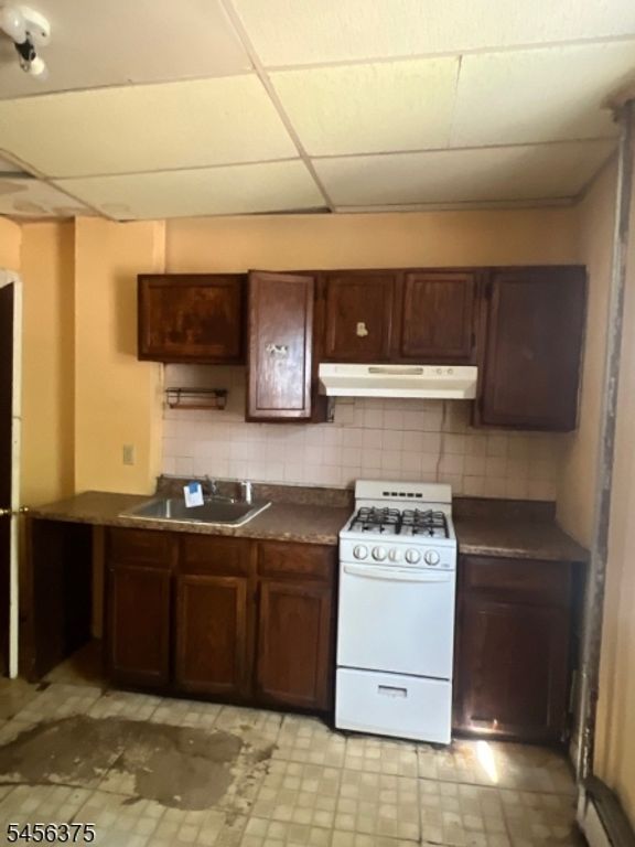 68 Hoover Ave, Passaic City, NJ 07055 — photo 4