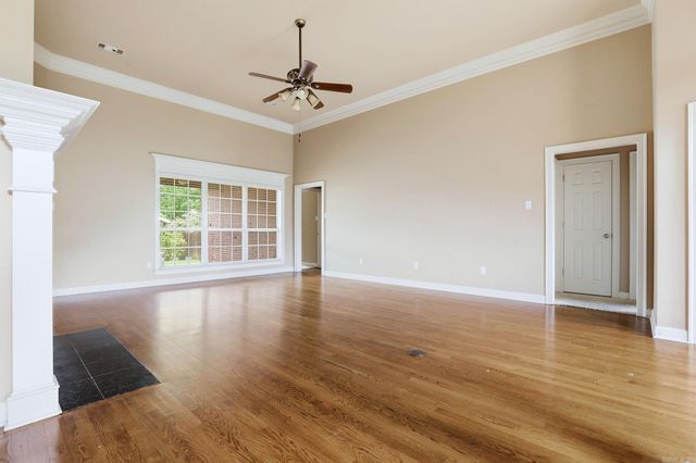 110 River Valley Loop, Maumelle, AR 72113