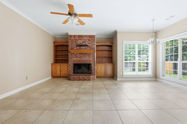 110 River Valley Loop, Maumelle, AR 72113