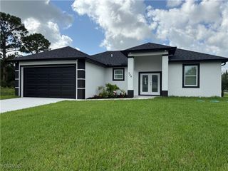 156 Beckley DR, Lehigh Acres, FL 33974
