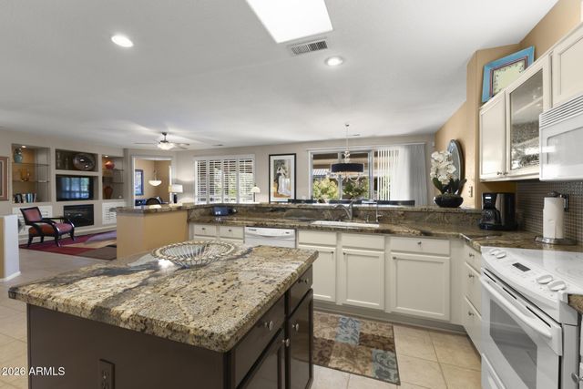 16280 W STARRY SKY Drive, Surprise, AZ 85374