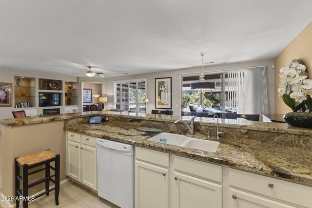 16280 W STARRY SKY Drive, Surprise, AZ 85374