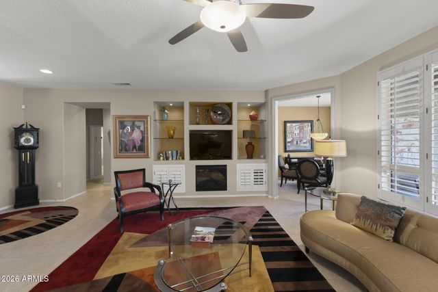 16280 W STARRY SKY Drive, Surprise, AZ 85374