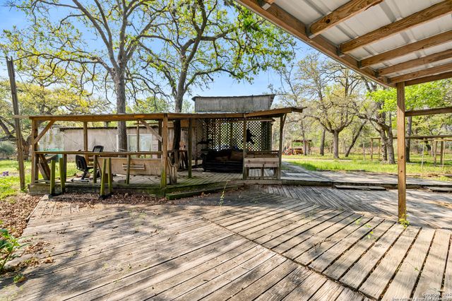 1189 Vivroux Ranch, Seguin, TX 78155