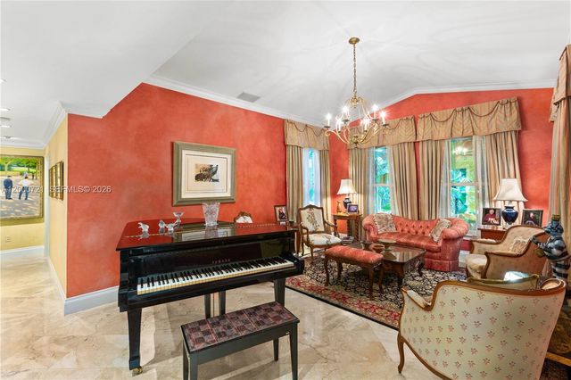 4867 SW 82nd St, Miami, FL 33143