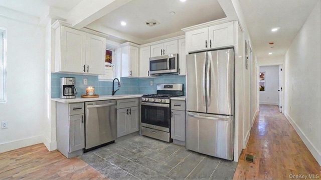 1011 E 221st Street, Bronx, NY 10469