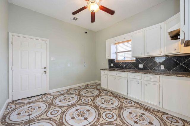 4003 New Orleans Street, Houston, TX 77020