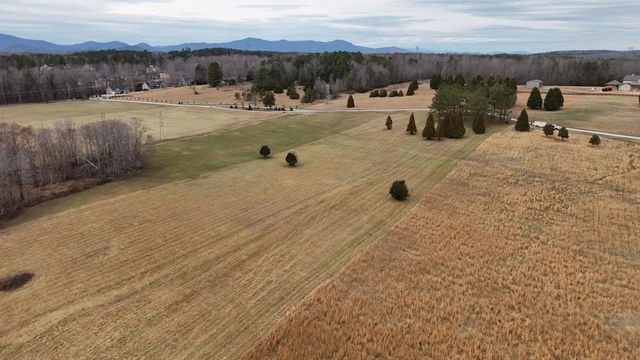540 Bascule Ridge Ln, Campobello, SC 29322
