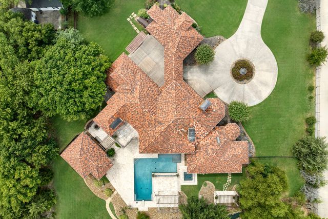 211 Pine Drive, Southlake, TX 76092