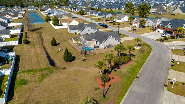 527 Cottage Oaks Circle, Myrtle Beach, SC 29579