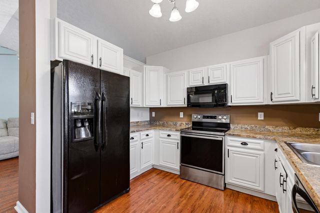 527 Cottage Oaks Circle, Myrtle Beach, SC 29579