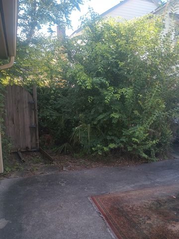 17611 Surreywest Lane, Spring, TX 77379