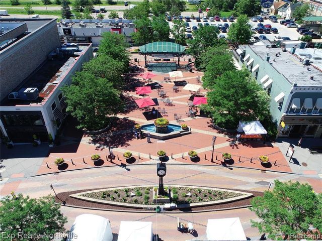 631 N Center Street, Northville, MI 48167