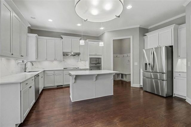2720 Cogburn Lane, Milton, GA 30004